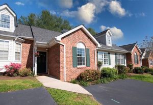 Amherst: Low-maintenance Townhouse